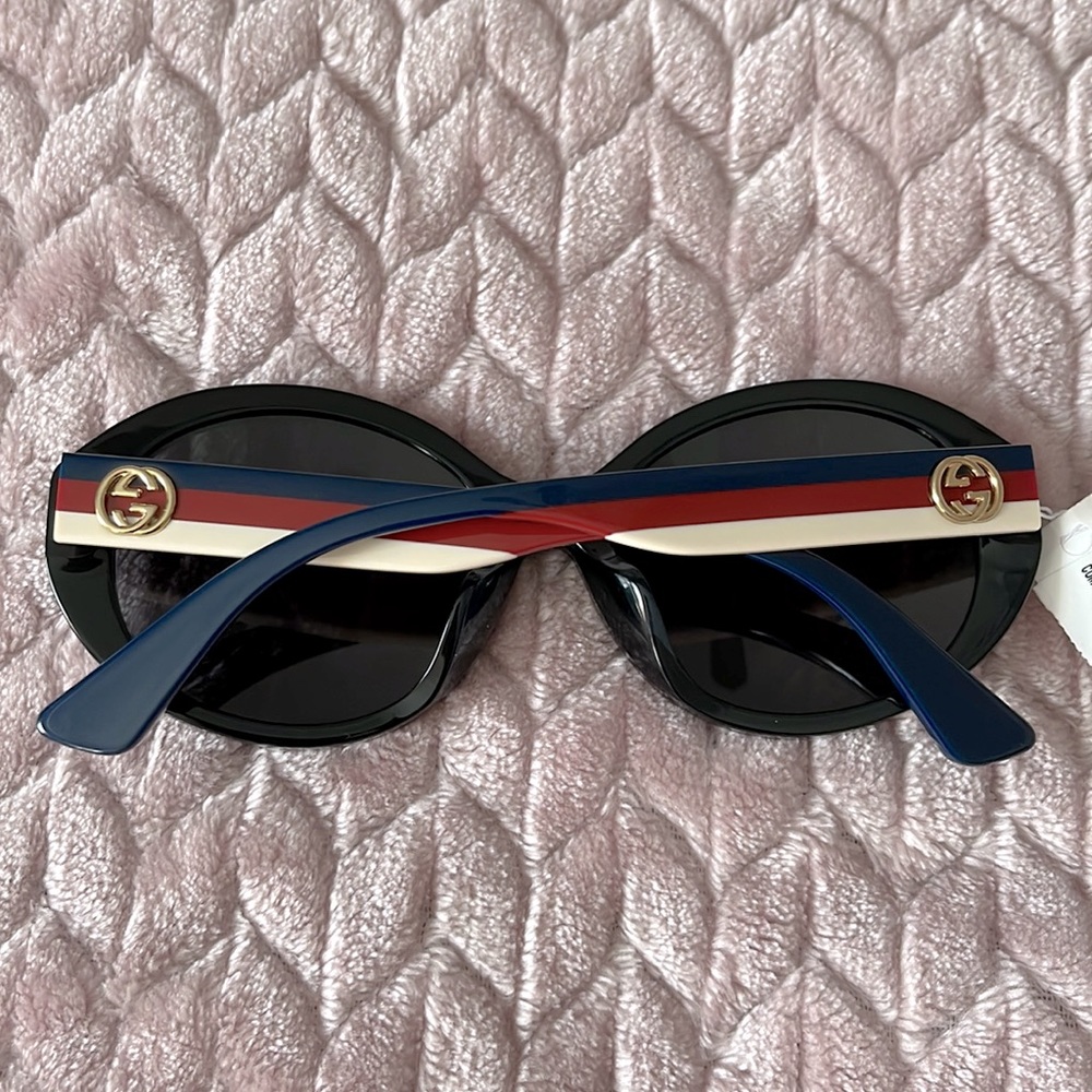 Brand New Gucci sunglasses